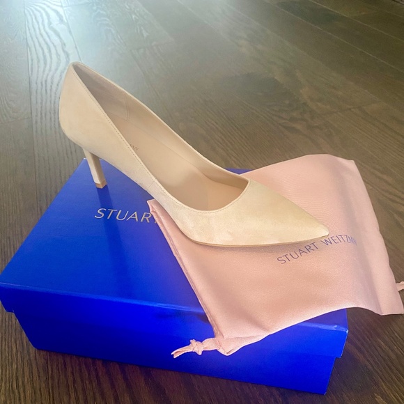 Stuart Weitzman pump - Picture 2 of 7